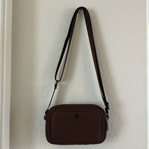lululemon crossbody camera bag